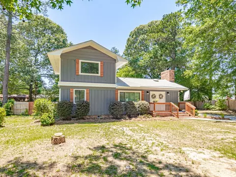 Exterior - 1214 Devonshire Dr, Sumter, SC 29154 photo 13 of 14