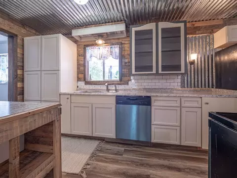 Kitchen - 1214 Devonshire Dr, Sumter, SC 29154 photo 1 of 7