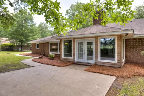 Exterior - 1004 Heather Ln, Sumter, SC 29154 photo 7 of 13