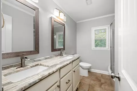 Bath - 1004 Heather Ln, Sumter, SC 29154 photo 8 of 9