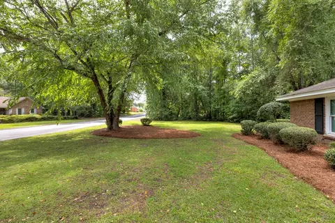 Exterior - 1004 Heather Ln, Sumter, SC 29154 photo 12 of 13