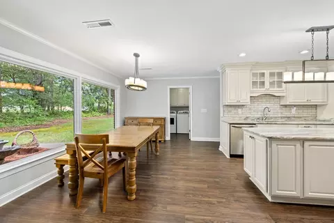 Dining - 1004 Heather Ln, Sumter, SC 29154 photo 3 of 3
