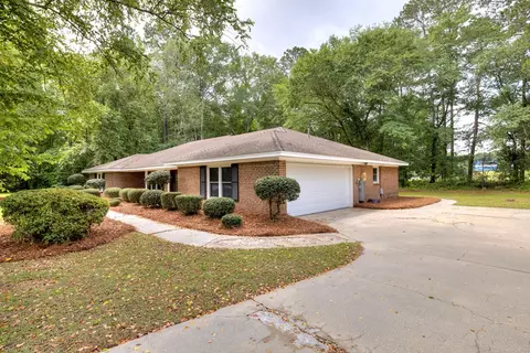 Exterior - 1004 Heather Ln, Sumter, SC 29154 photo 4 of 13