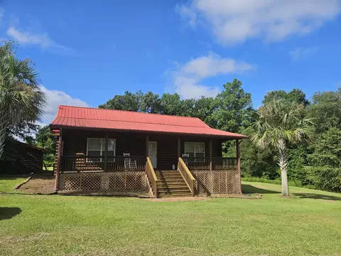 115 Roberts Ln, Salters, SC 29590