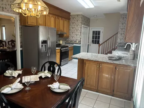 Kitchen - 30 Mere Ct, Sumter, SC 29150 photo 3 of 4