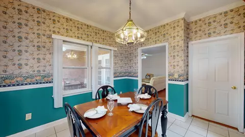 Dining - 30 Mere Ct, Sumter, SC 29150 photo 2 of 3