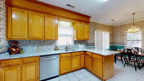 Kitchen - 30 Mere Ct, Sumter, SC 29150 photo 3 of 3