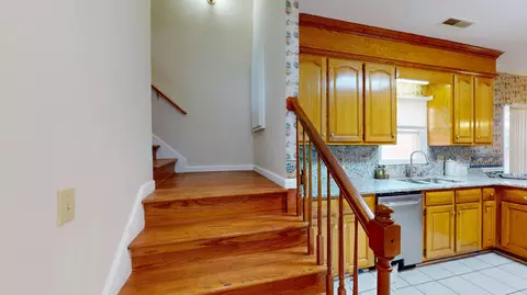 Entry Way - 30 Mere Ct, Sumter, SC 29150 photo 3 of 5