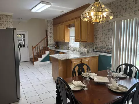 Kitchen - 30 Mere Ct, Sumter, SC 29150 photo 4 of 4