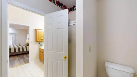 Bath - 30 Mere Ct, Sumter, SC 29150 photo 5 of 7