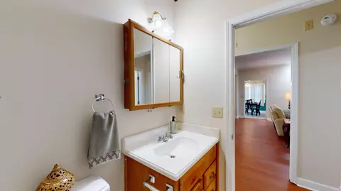Bath - 30 Mere Ct, Sumter, SC 29150 photo 3 of 7