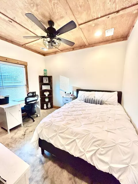 Bedroom - 1702 Camp Shelor Rd, Manning, SC 29102 photo 2 of 4