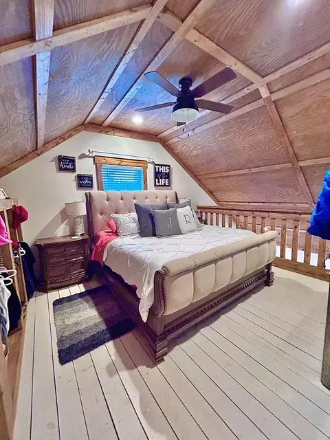 Bedroom - 1702 Camp Shelor Rd, Manning, SC 29102 photo 4 of 4