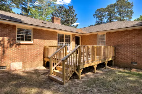 Exterior - 2 Robbins Ave, Sumter, SC 29150 photo 2 of 6