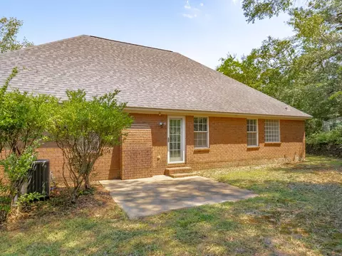 Exterior - 70 Pinnacle Ct, Sumter, SC 29154 photo 3 of 7