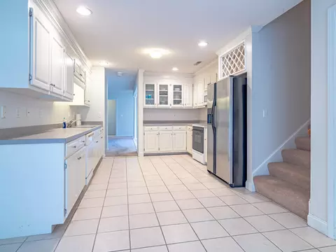 Kitchen - 70 Pinnacle Ct, Sumter, SC 29154 photo 4 of 4