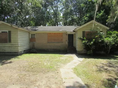 428 Robney Dr, Sumter, SC 29150