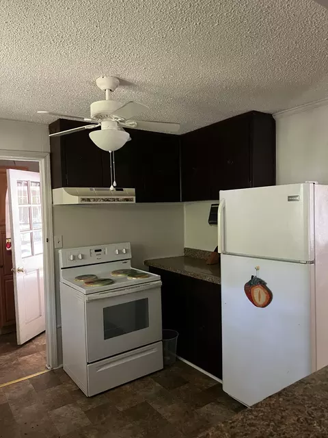 Kitchen - 209 Peterson Ln, Manning, SC 29102 photo 1 of 2