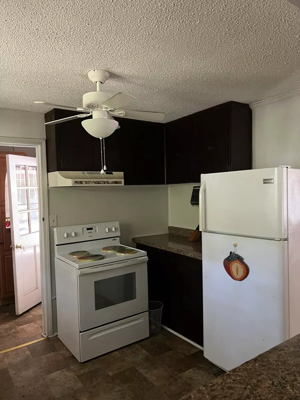 Kitchen - 209 Peterson Ln, Manning, SC 29102 photo 1 of 2