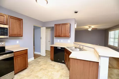 Kitchen - 1113 Chivalry St, Sumter, SC 29154 photo 5 of 5