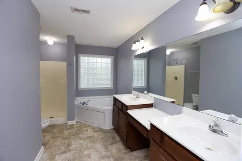 Bath - 1113 Chivalry St, Sumter, SC 29154 photo 2 of 7