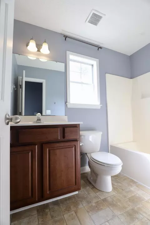 Bath - 1113 Chivalry St, Sumter, SC 29154 photo 7 of 7