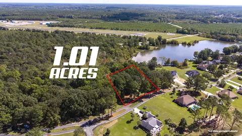 268 Plantation Dr, Manning, SC 29102