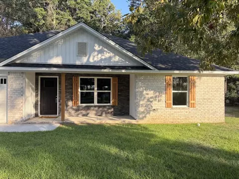 Exterior - 3125 Foxcroft Cir, Sumter, SC 29154 photo 2 of 5