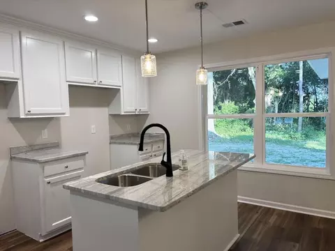 Kitchen - 3125 Foxcroft Cir, Sumter, SC 29154 photo 2 of 3