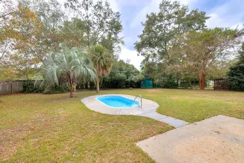 Exterior - 2202 Gingko Dr, Sumter, SC 29150 photo 10 of 10