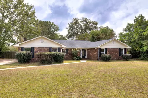 Exterior - 2202 Gingko Dr, Sumter, SC 29150 photo 2 of 10