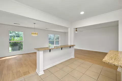 Living - 2202 Gingko Dr, Sumter, SC 29150 photo 4 of 6