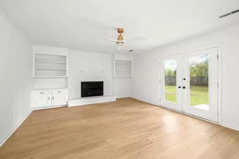 Living - 2202 Gingko Dr, Sumter, SC 29150 photo 5 of 6