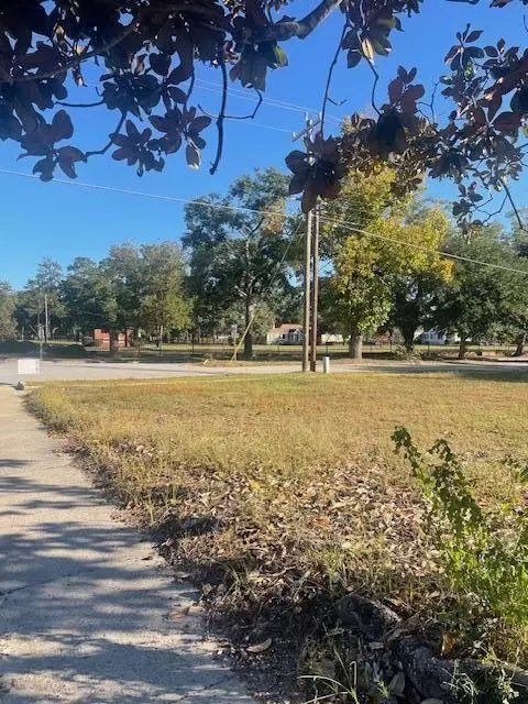 519 N Main St, Sumter, SC 29150