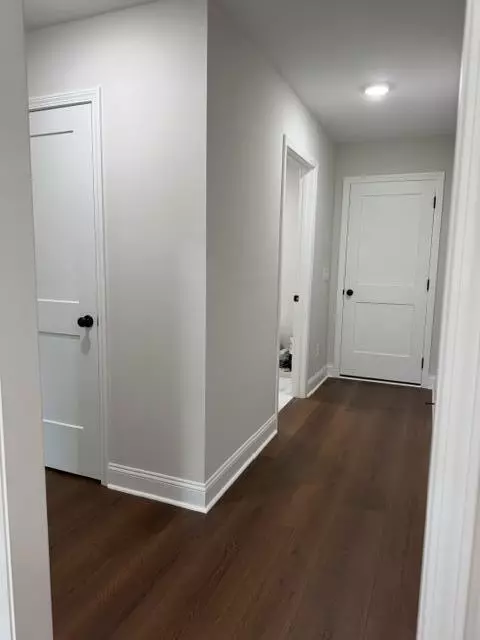Entry Way - 1230 Freeport Dr, Sumter, SC 29154 photo 3 of 5