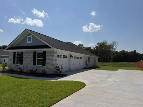 Exterior - 1230 Freeport Dr, Sumter, SC 29154 photo 2 of 7