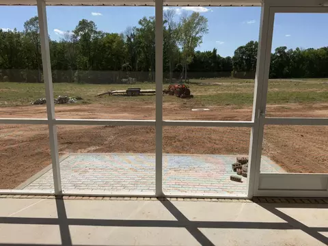 Exterior - 1230 Freeport Dr, Sumter, SC 29154 photo 5 of 8