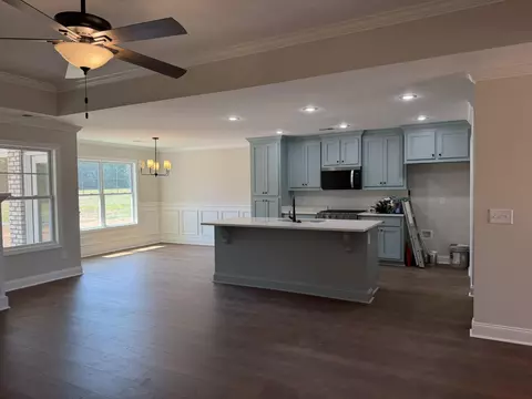 Entry Way - 1230 Freeport Dr, Sumter, SC 29154 photo 2 of 3