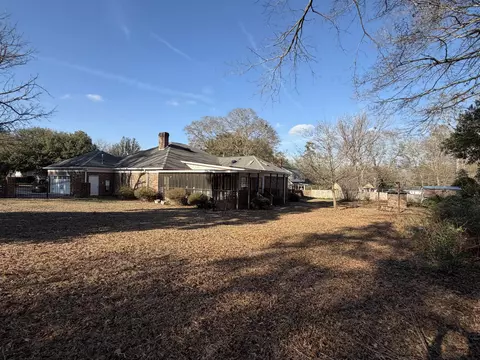 Exterior - 83 Hawks Cv, Sumter, SC 29150 photo 16 of 19