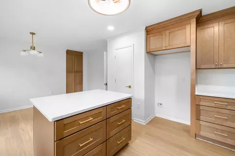 Kitchen - 960 Heather Ln, Sumter, SC 29154 photo 2 of 5
