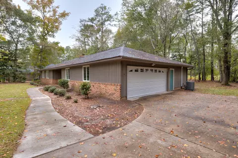 Exterior - 960 Heather Ln, Sumter, SC 29154 photo 5 of 15