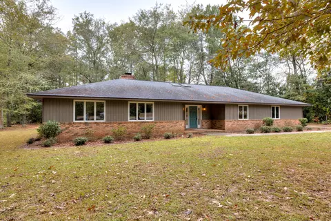 Exterior - 960 Heather Ln, Sumter, SC 29154 photo 3 of 15
