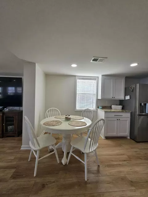 Dining - 793 Stumphole Rd, Elloree, SC 29047 photo 1 of 1