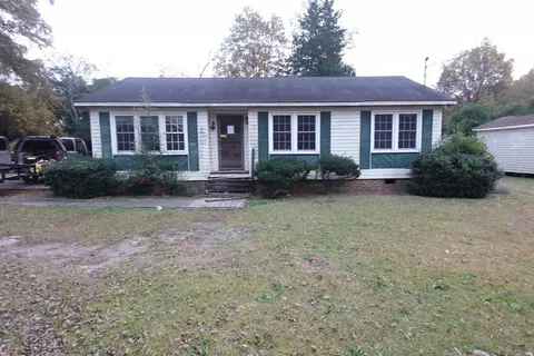 429 Lincoln Ave, Hartsville, SC 29550