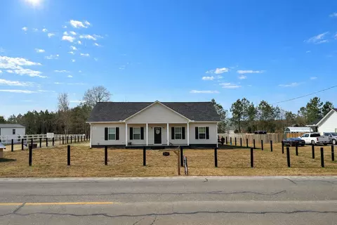 2823 Old Gilliard Rd, Holly Hill, SC 29059
