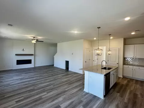 Living - 1763 Canopy Dr, Sumter, SC 29150 photo 4 of 4