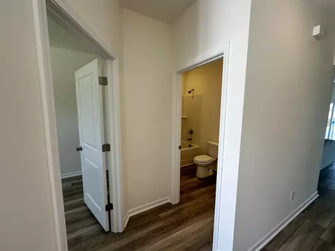 Entry Way - 1763 Canopy Dr, Sumter, SC 29150 photo 2 of 4