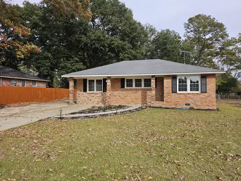 23 Brogdon St, Sumter, SC 29150