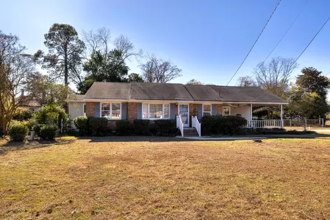 Exterior - 302 Stuckey St, Sumter, SC 29150 photo 1 of 7
