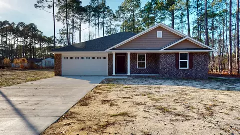 1 Ramblewood Ln, Wedgefield, SC 29168